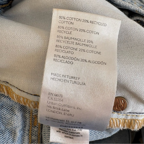 We The Free High Waist Hidden Button Fly Distressed Denim Straight Leg Jeans 31 - Picture 9 of 14